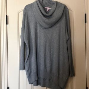 VGUC Victoria’s Secret sweater